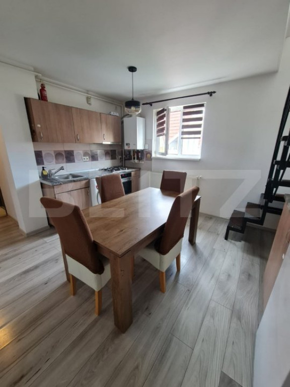 Apartament de vanzare, cu o camera decomandata, 84 mp, zona