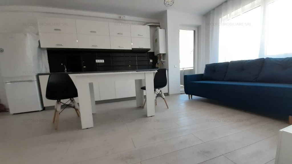 Apartament etaj 2, lift, garaj ,zona Kik Floresti