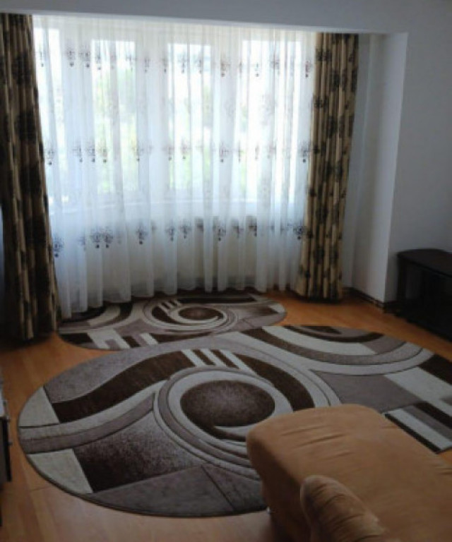 OFERTĂ SPECIALĂ – Apartament modern de închiriat, 3 cam