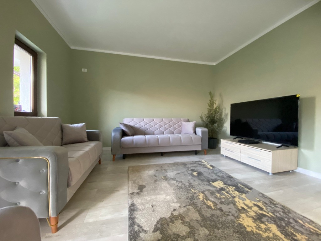 Vila individuala- 2025 - curte proprie 220mp - pompa caldura -P+1E