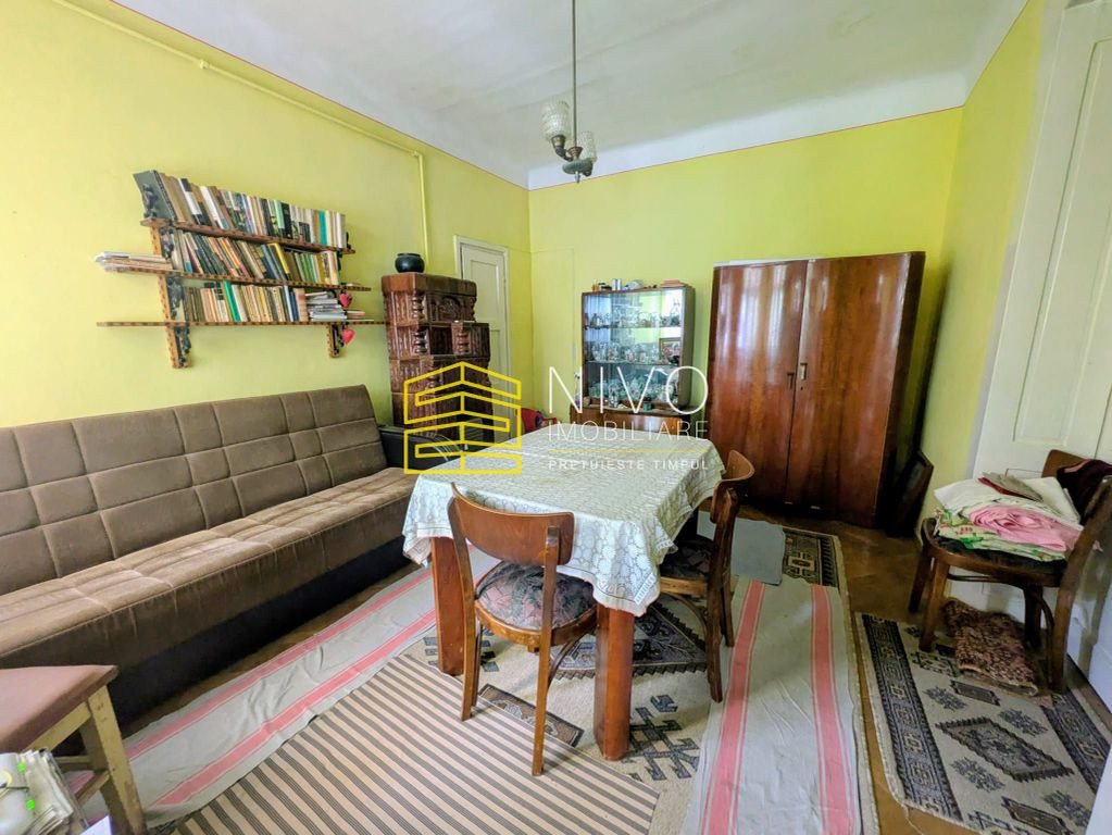 Casă în curte comună – Tg. Mureș – Semicentral - ...