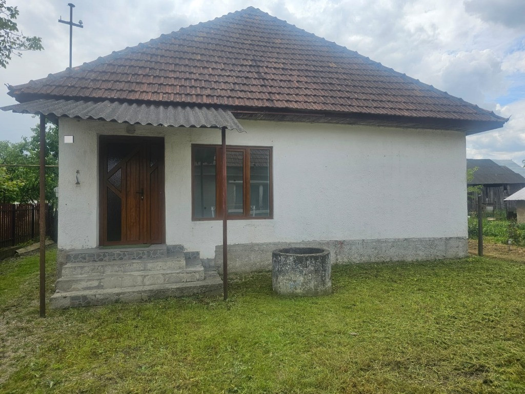 Lapusel, casa caramida