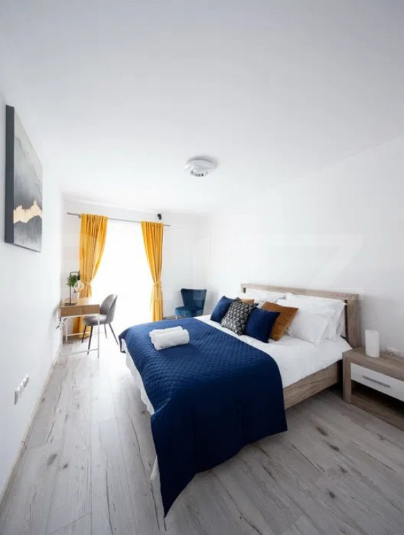 Apartament 2 camere, lux, parcare, zona Mihai Viteazu