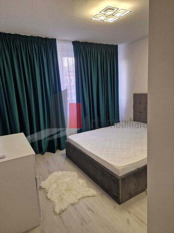 Inchiriez apartament 2 cam,metrou Eroii Revolutiei,comple...