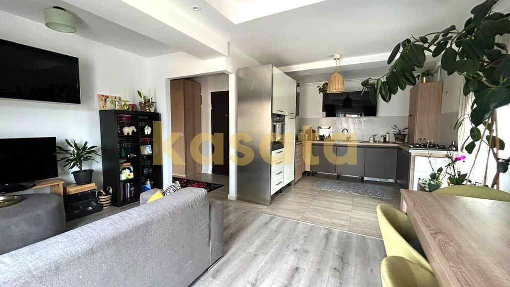 2 camere I Cosmopolis I 50 mp utili I parcare