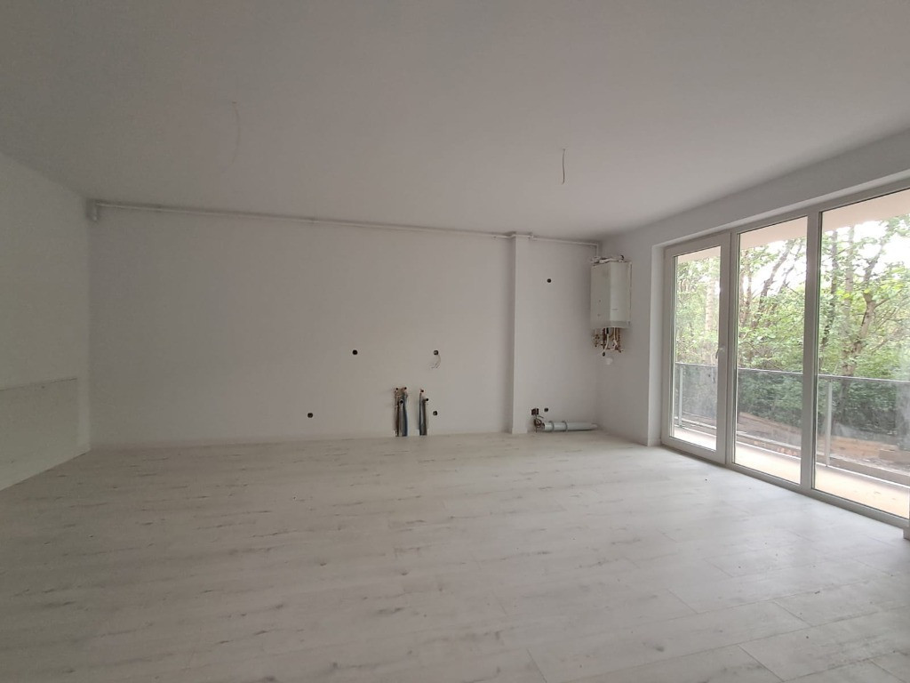 Apartament 2 camere Finisat in zona VIVO Floresti