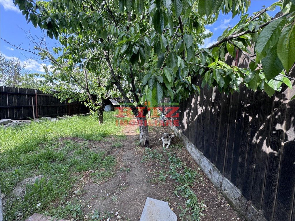 NOU! Casa parter, Sd=35 mp,teren 378 mp, Clocociov!