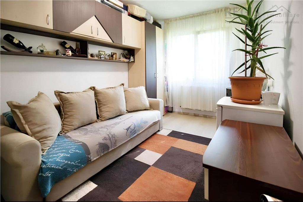 Apartament 3 Camere in Astra cu Parcare de