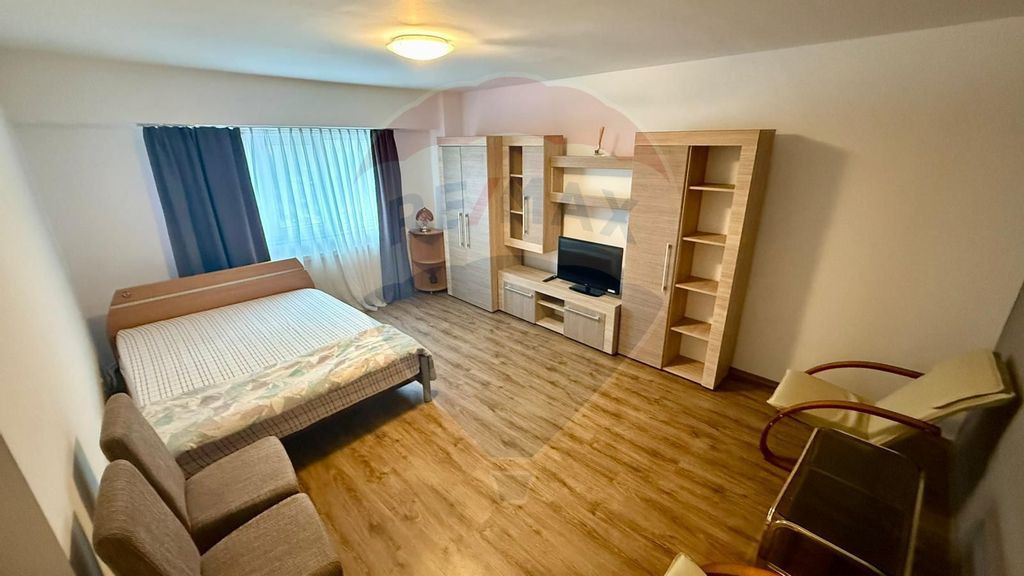 Apartament cu 1 camera de închiriat zona Eurohotel