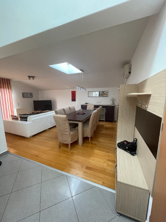 Cauti un apartament in stil urban, zona centrala, vibe bun?