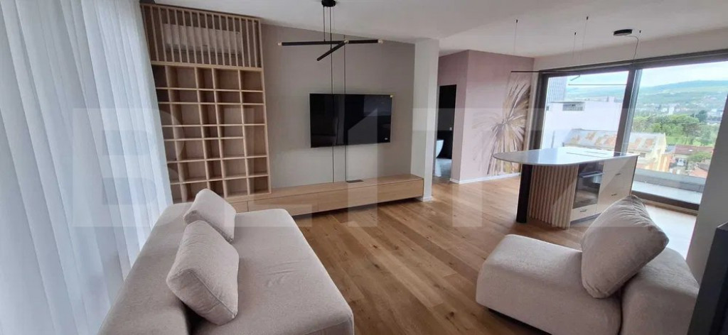 Penthouse superb, 2 camere, 65 mp, 2 parcari, zona Centrala