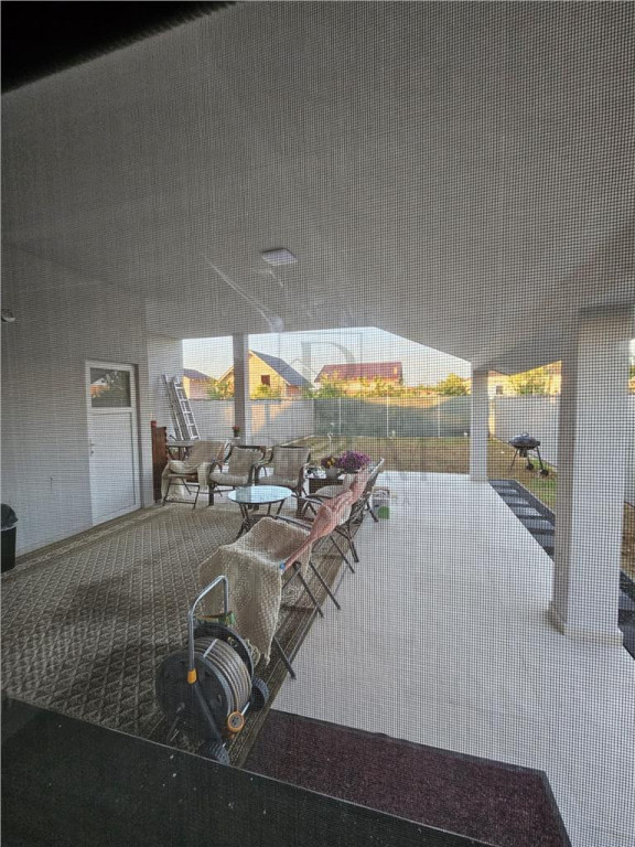 Duplex spatios - mobilat - utilat- zona buna - Mosnita Veche