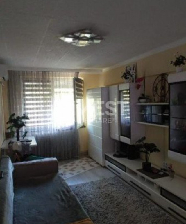 Apartament 1 camera, decomandat, etaj 2, mobilat, Frumoasa