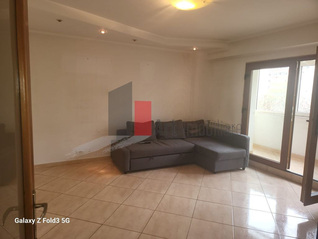 Apartament 3 camere decomandat