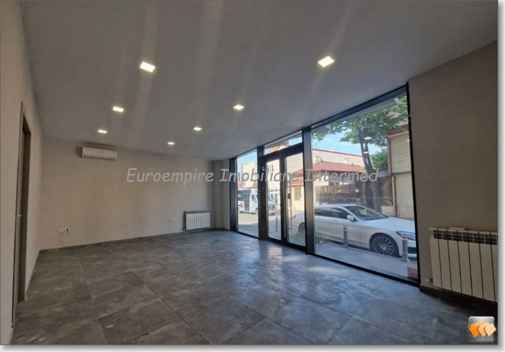 De inchiriat spatiu comercial zona Trocadero