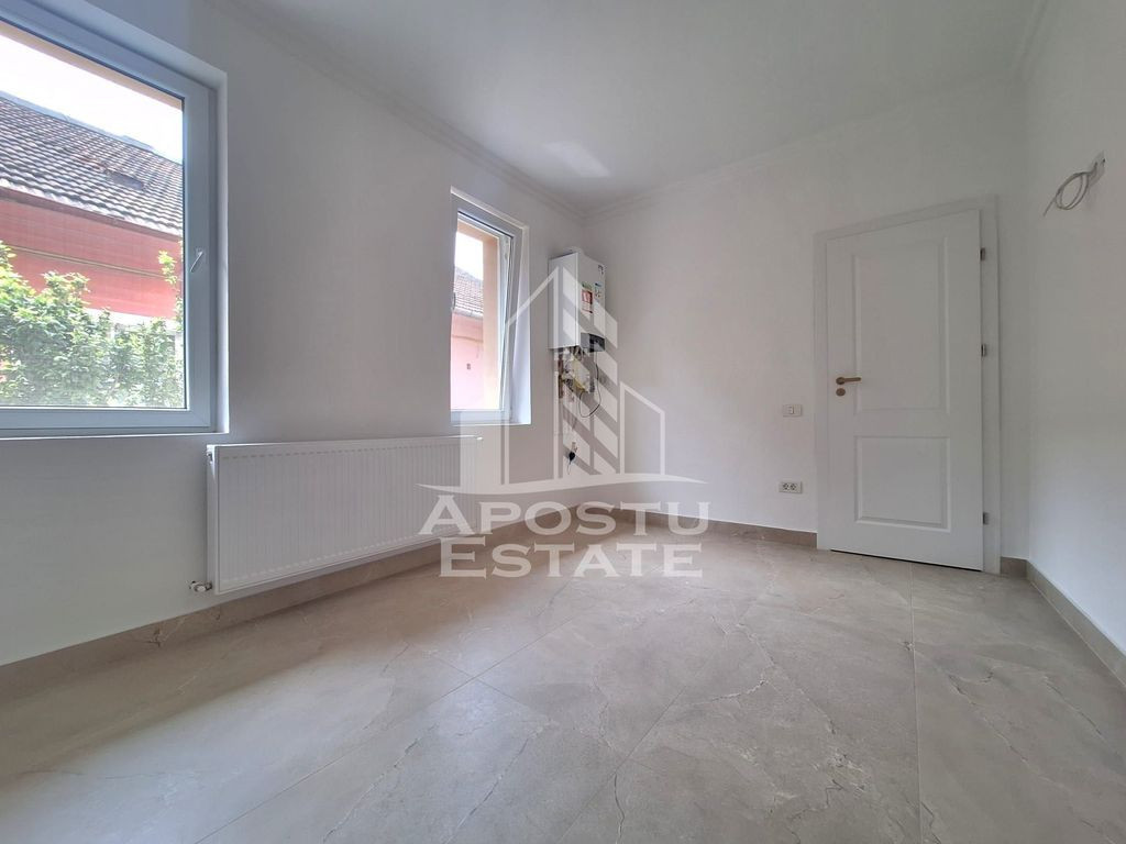 Apartament cu 2 camere, 47 mp utili, Intim
