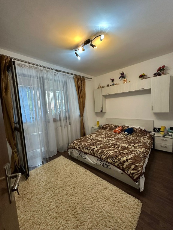 Metalurgiei - 2 camere decomandat cu parcare