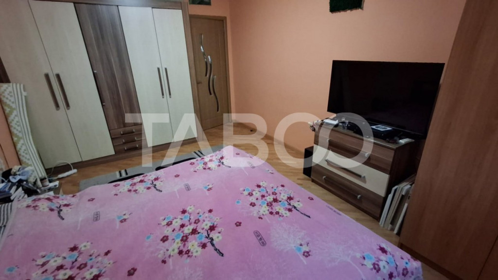 Apartament de inchiriat Valea Aurie 3 camere 2 bai 2 balcoan