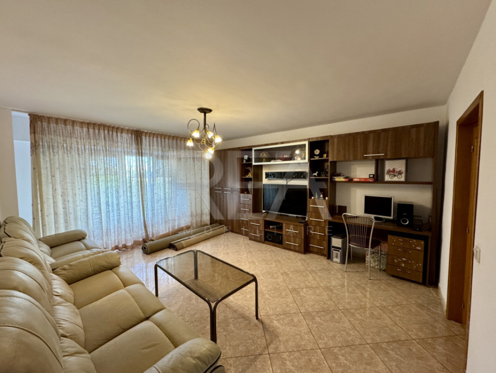 3 camere decomandat Calea Călărași | 2 min STB, 9 min met