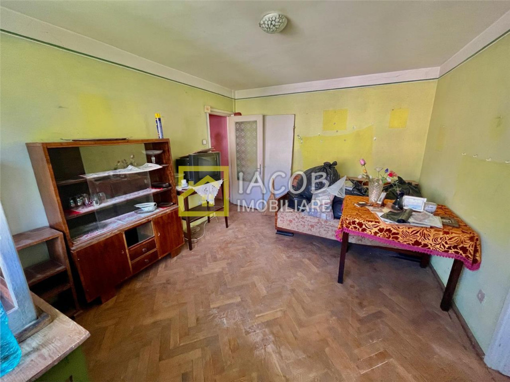 Apartament 2 camre, str. Panselelor, zona Piata Sud