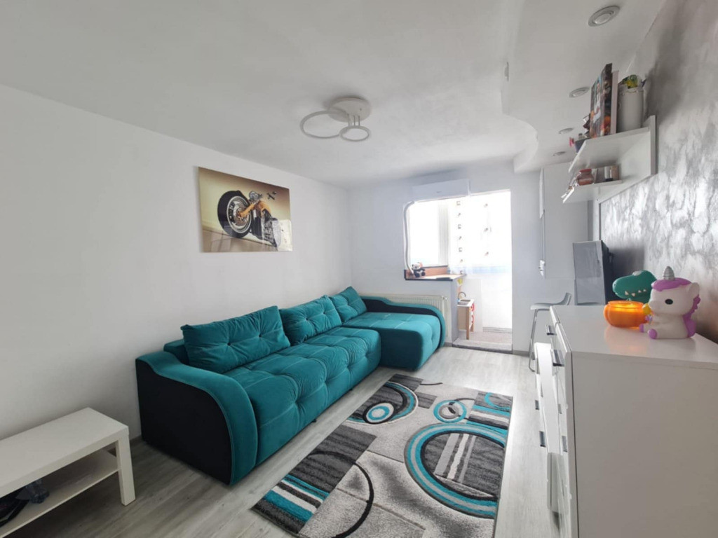 Apartament 3 camere zona ASTRA
