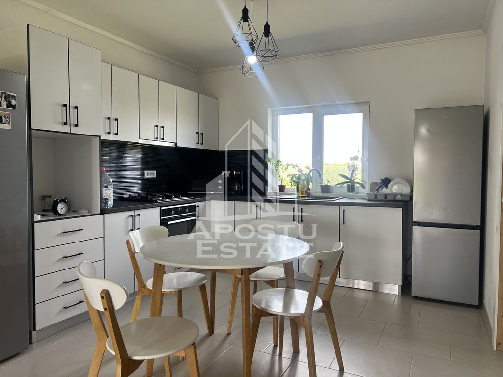 Casa individuala cu 3 camere, in Giarmata