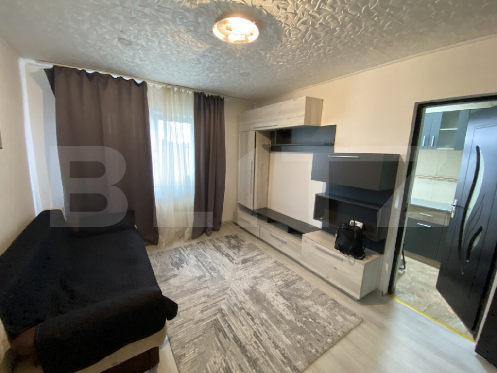 Garsoniera decomandata, 26 mp, zona Dumbrava 2