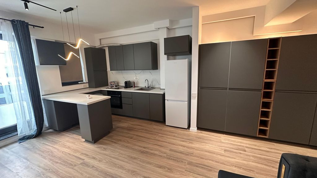 STUDIO MOBILAT UTILAT AVIATORII RESIDENCE