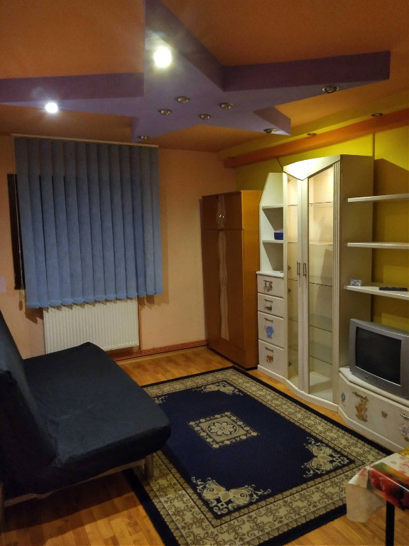 Garsoniera decomandata - zona Craiter