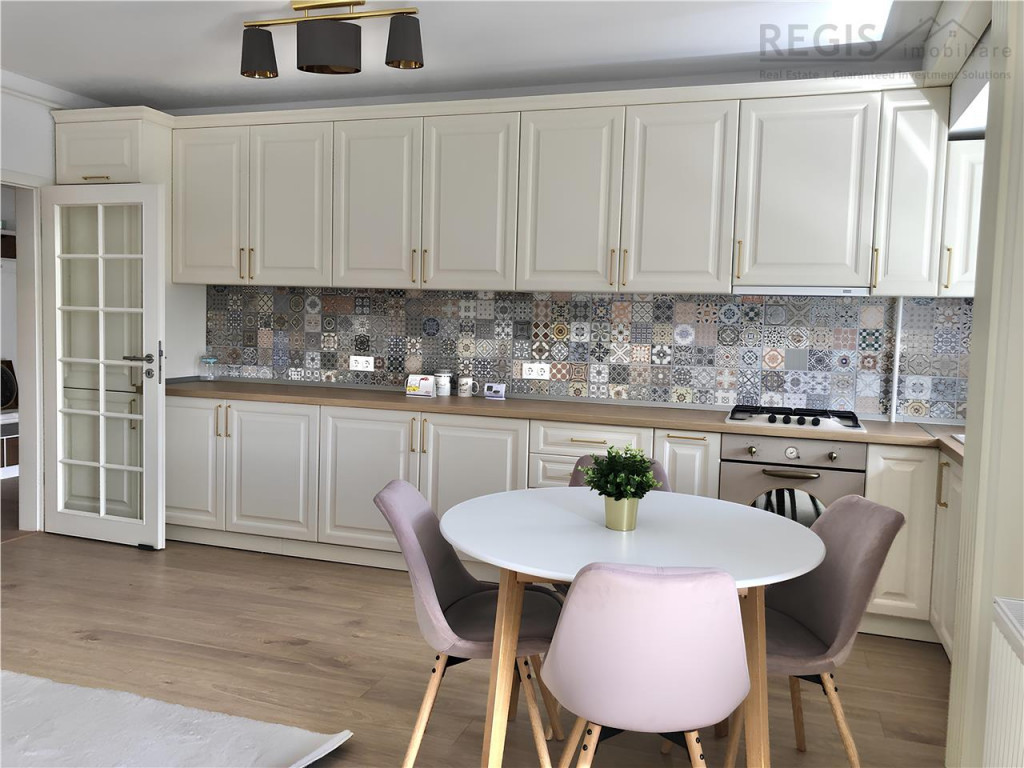 2,5 Camere in Avantgarden la Prima Folosinta cu 2 Parcari