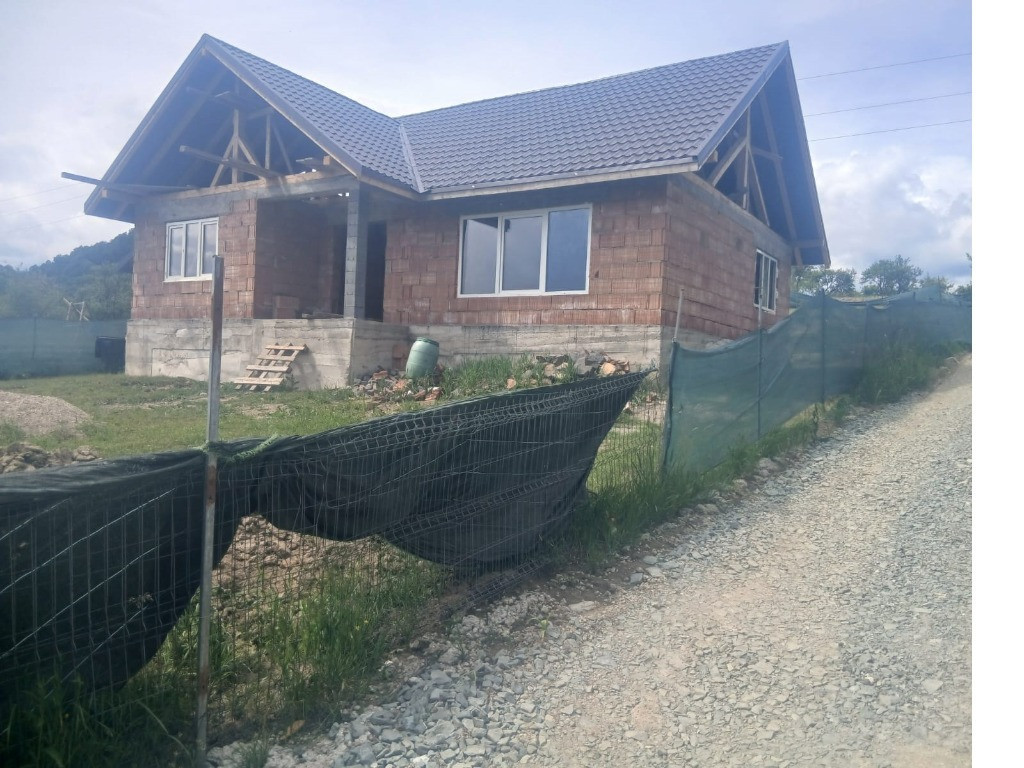 Baia Sprie, casa la rosu