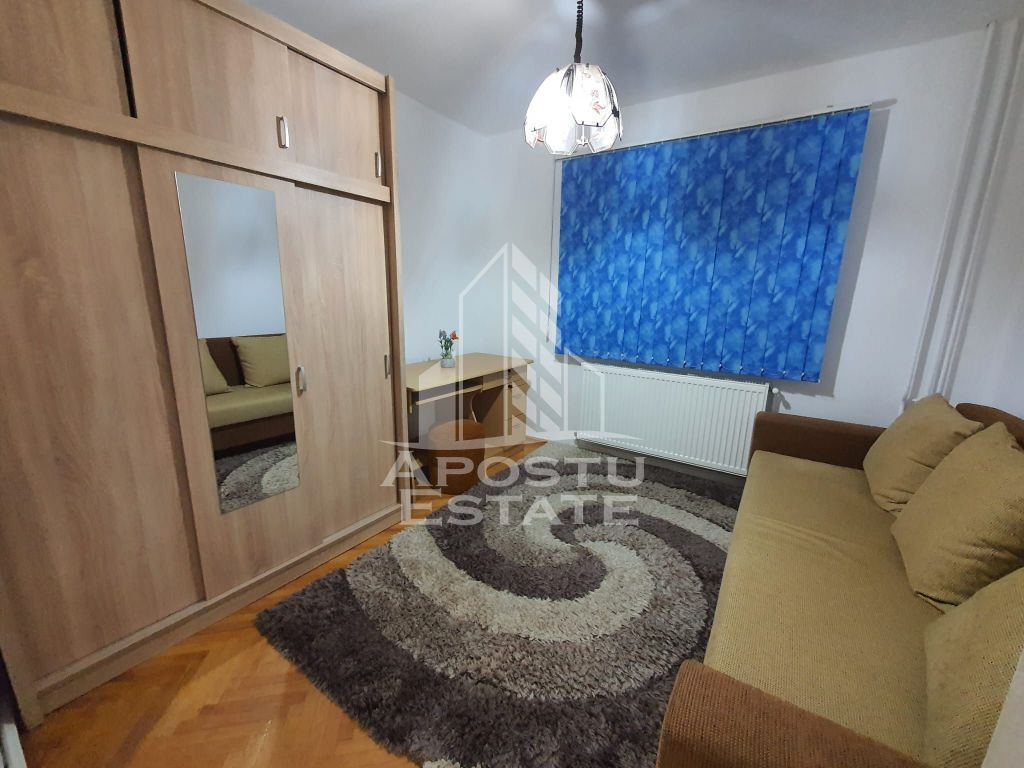 Apartament 3 camere, decomandat, Girocului