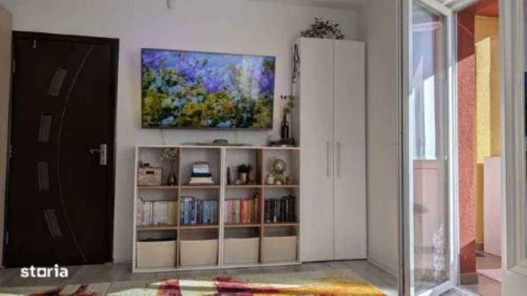 Apartament cu 2 camere, decomandat - zona Sanpetru