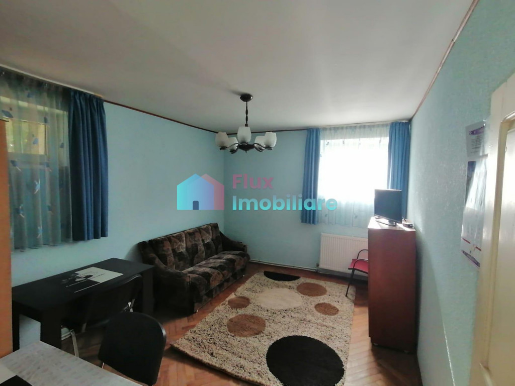 Apartament 2 camere decomandate zona centrala