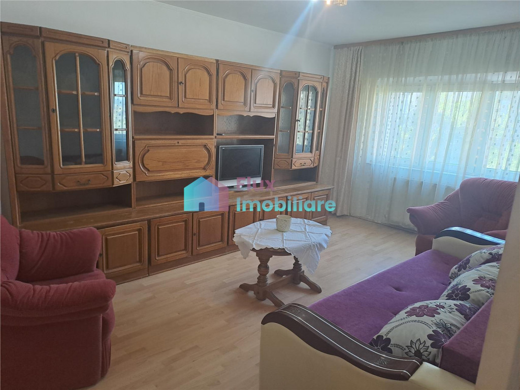 Apartament cu 3 camere etaj 2 Obcini