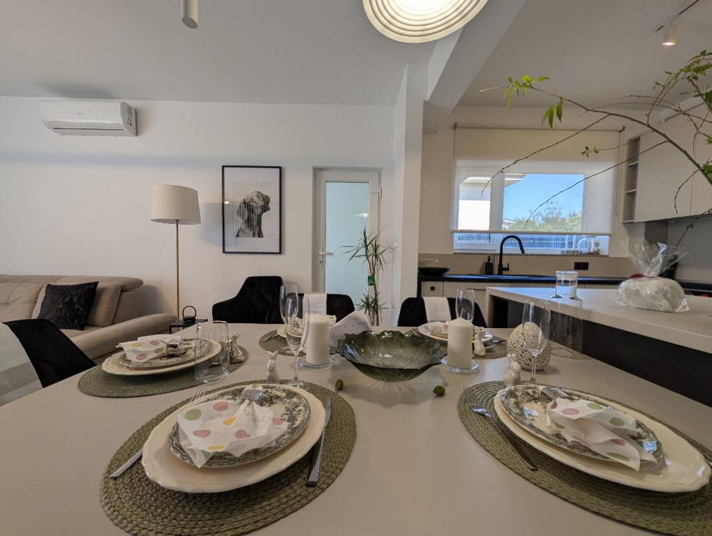 Casa individuala de inchiriat,zona Lidl Floresti