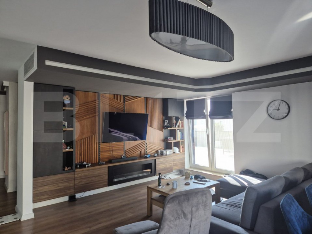 Zona Maurer. Penthouse exclusivist de vanzare, cu 4 camere,