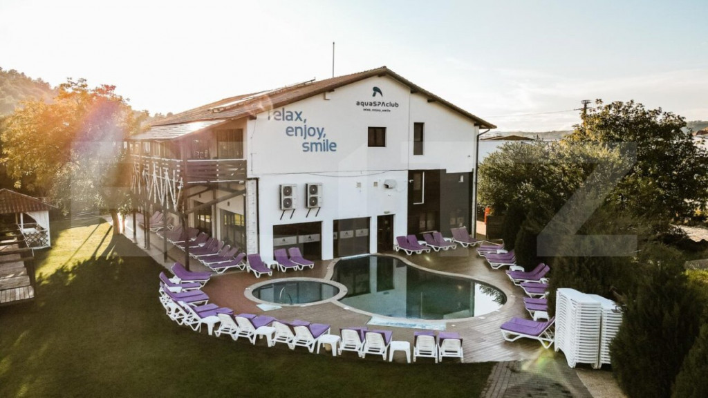 EXCLUSIVITATE! Pensiune 10 camere si Aqua parc, Prundu Barga