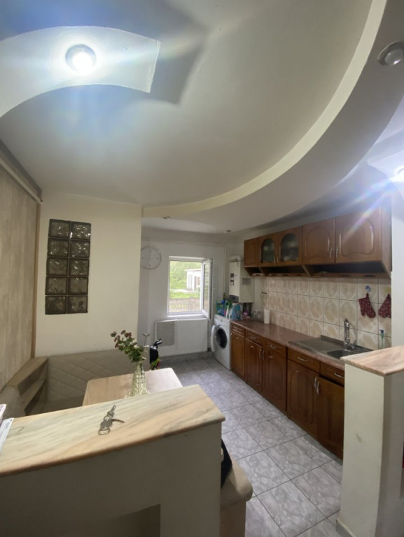 Apartament 2 camere 52mp langa biserica mare