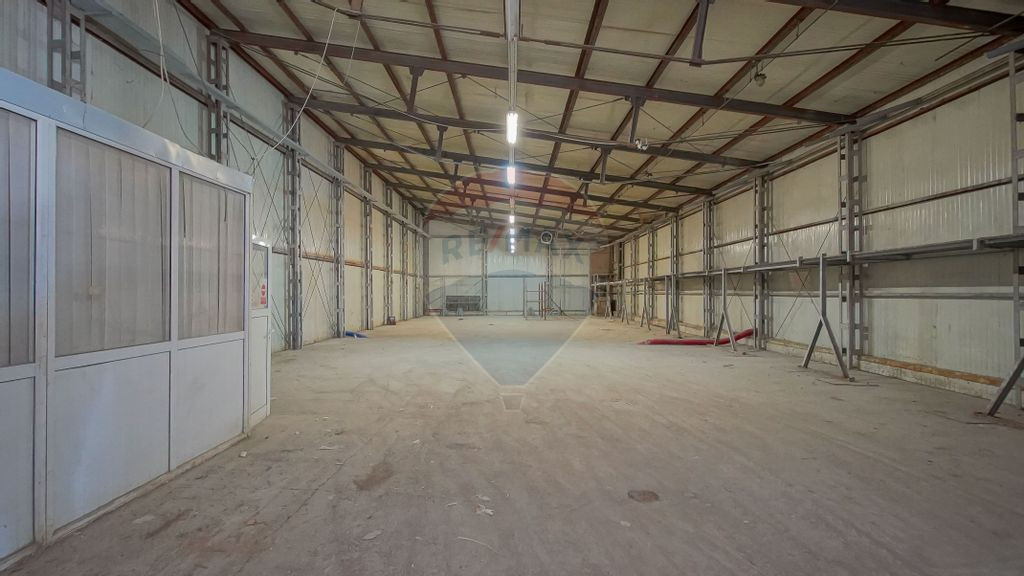 Hala de închiriat – 450 mp utili în Bartolomeu