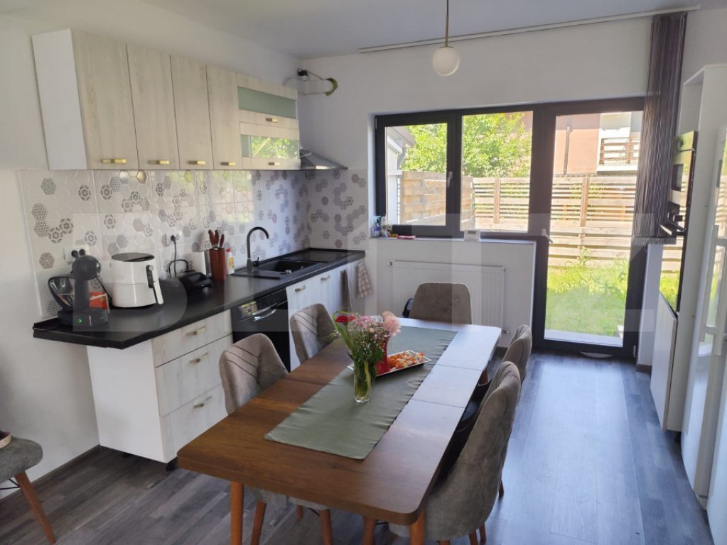 Casa 4 camere, Valea Adanca, zona 5 Drumuri