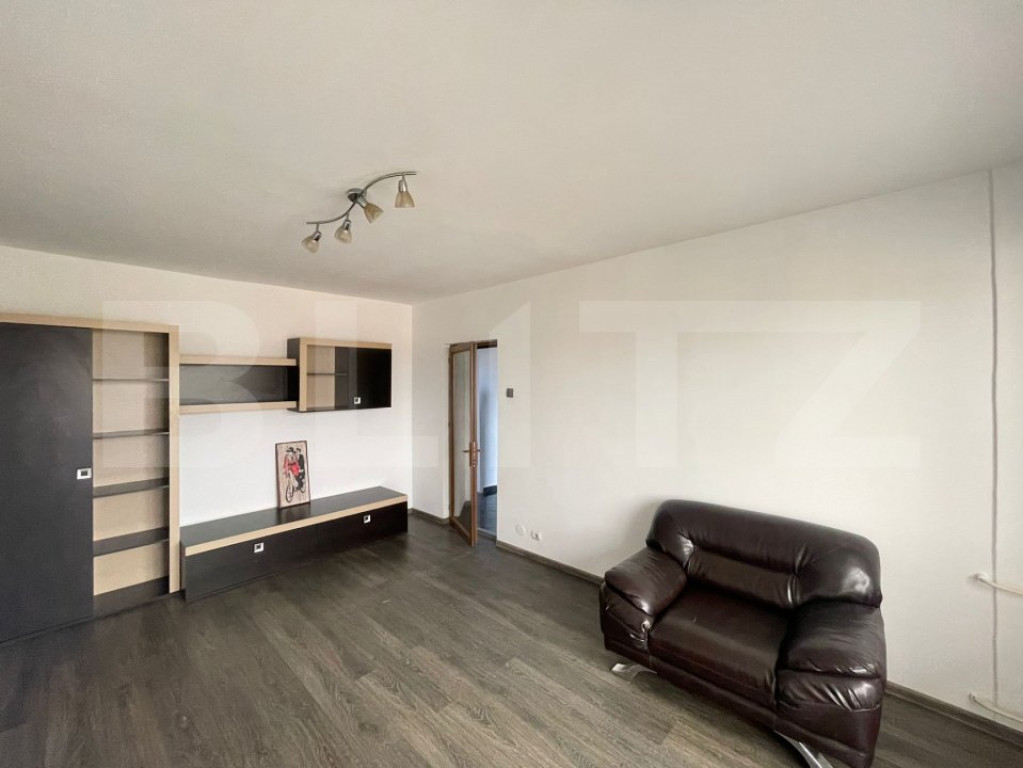 Apartament 3 camere,decomandat 65,3mp cartier Lapus