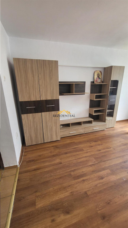 GARSONIERA - ADRIAN ADAMIU