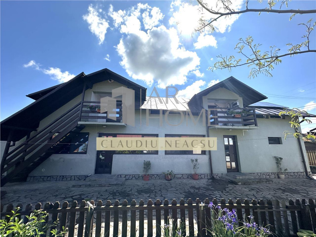 Casa de , 5 camere, panouri solare, Pietrosani, Prahova