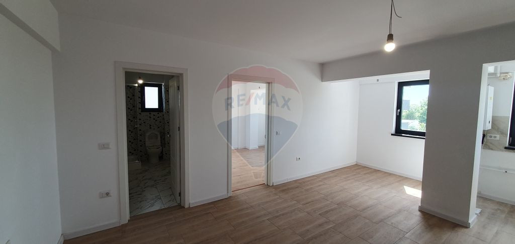 Apartament Nou cu 2 camere de vânzare