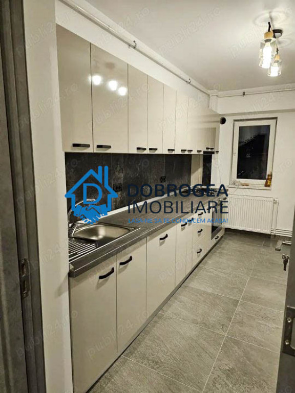 E3 - APARTAMENT 2 CAMERE DECOMANDAT, ETAJ 3, RENOVAT TOTAL I