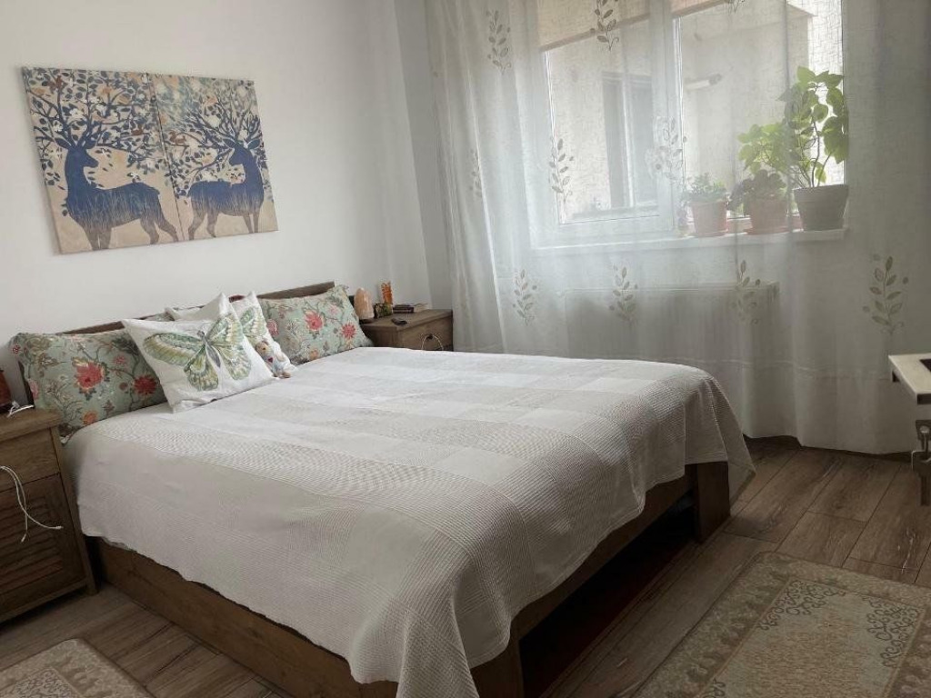 Apartament 3 camere Metalurgiei Centrala Proprie Etaj 1