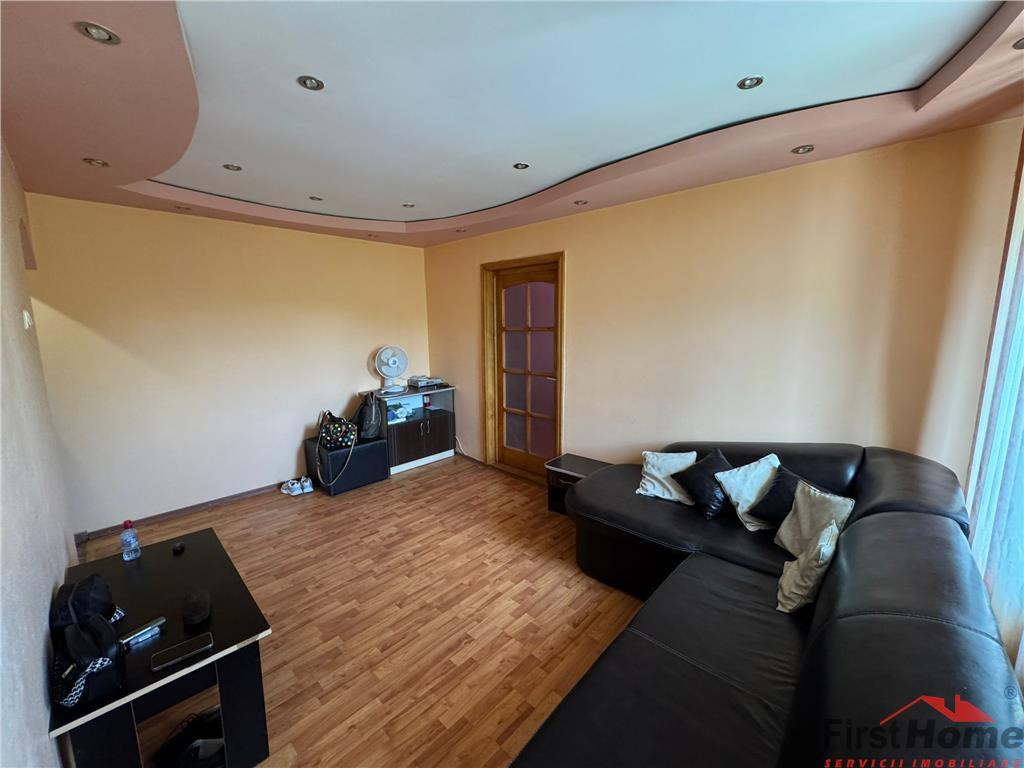 Apartament 2 camere, etaj 3, zona Bahne, 31 mp, mobilat