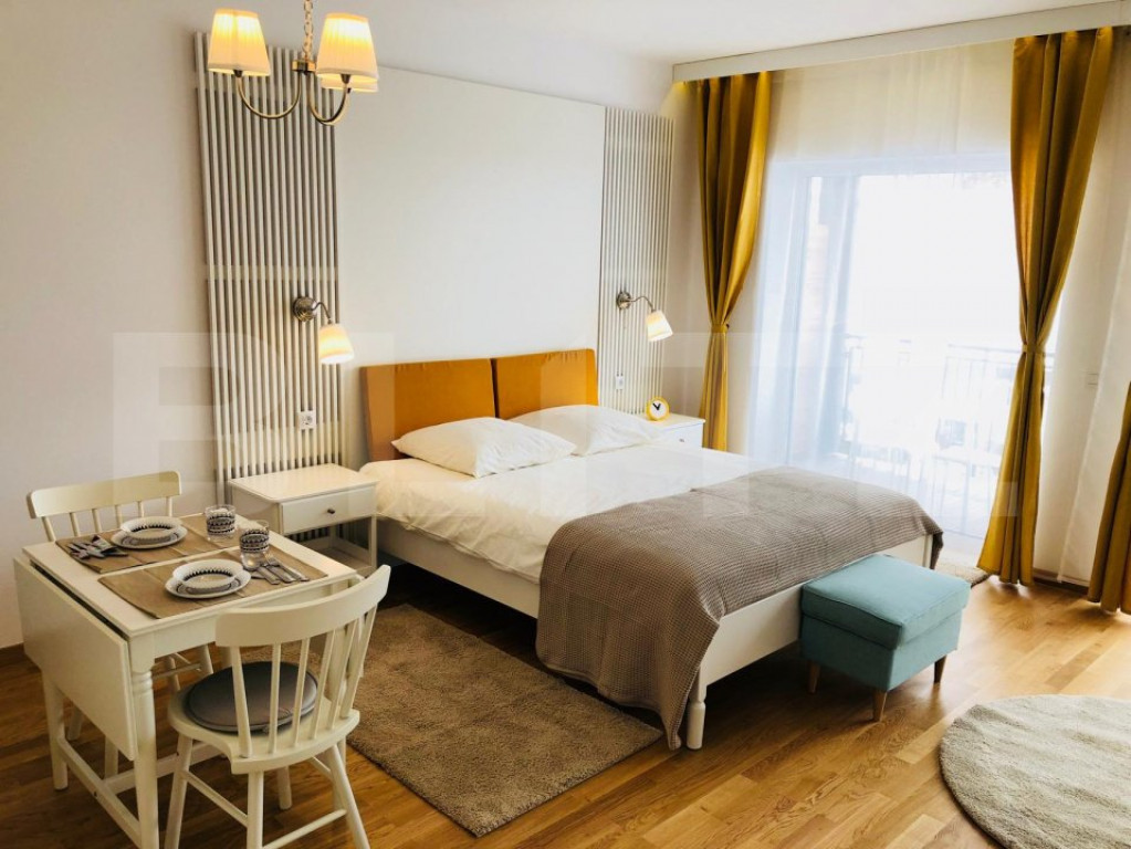 Garsonieră modernă, 35 mp, cu vedere spre Tâmpa – gata