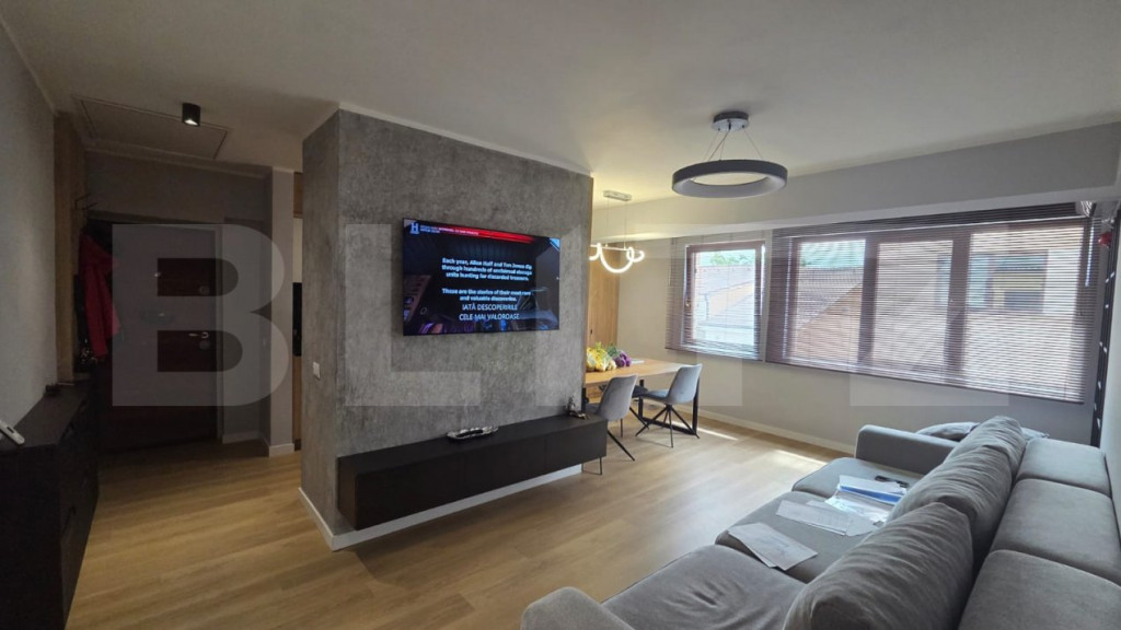 Apartament de vanzare, 3 camere, decomandat, 89 mp, zona Ram